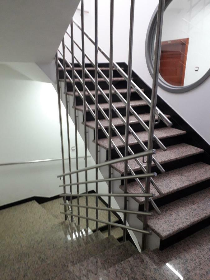 Apartman Dunja Ns 2 Novi Sad Buitenkant foto