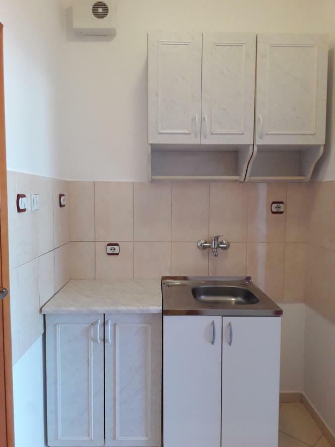Apartman Dunja Ns 2 Novi Sad Buitenkant foto