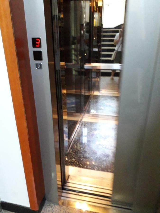 Apartman Dunja Ns 2 Novi Sad Buitenkant foto
